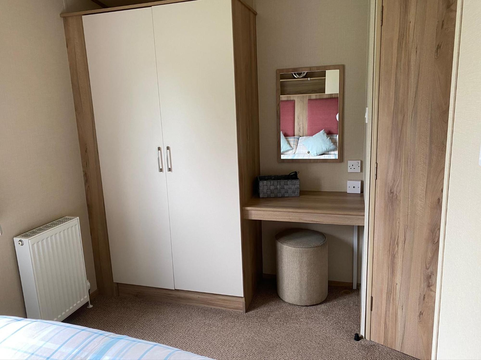 Tattershall Lakes Kingfisher Caravan 8 Berth With Hot Tub & Wifi Екстер'єр фото