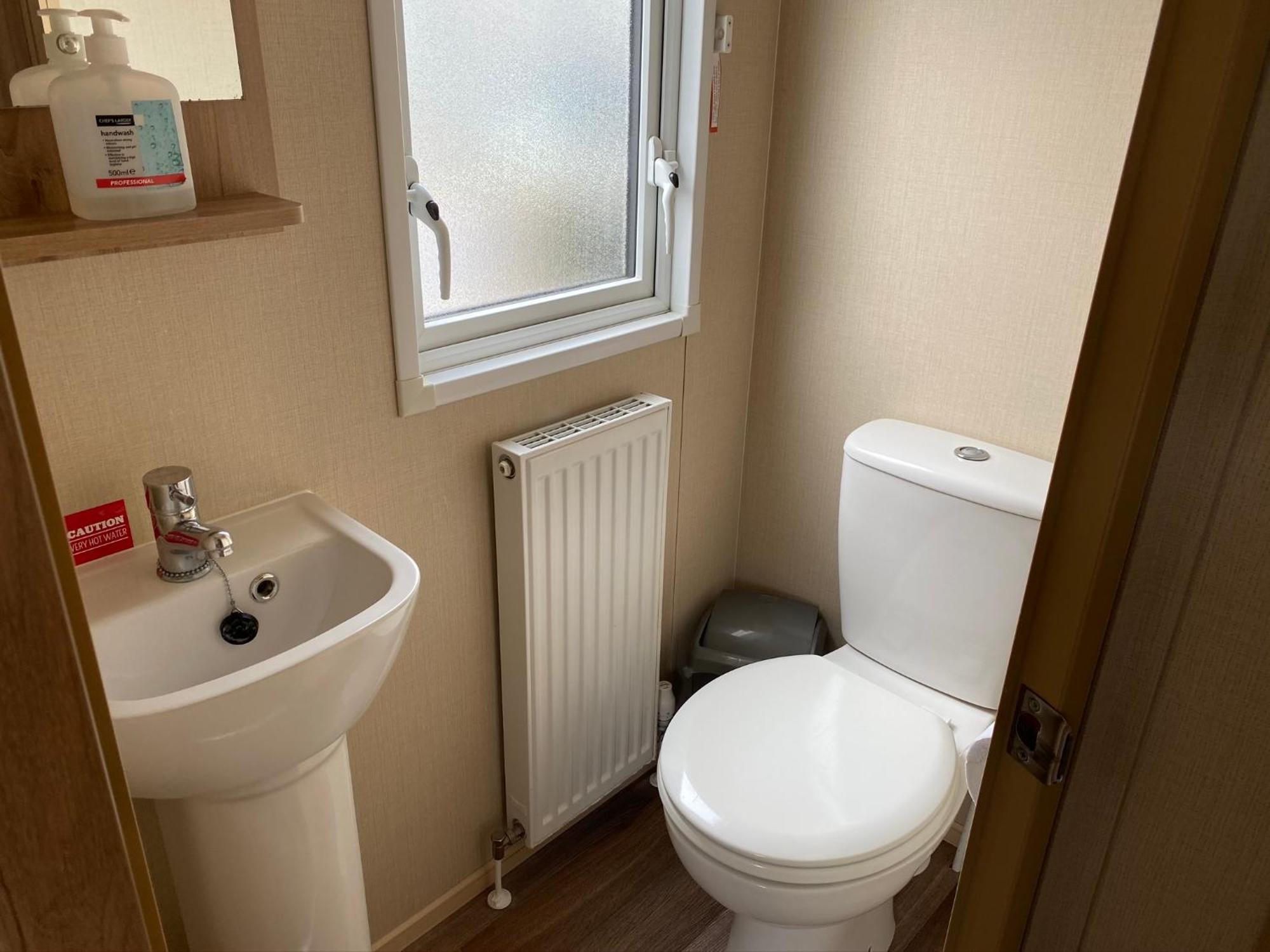 Tattershall Lakes Kingfisher Caravan 8 Berth With Hot Tub & Wifi Екстер'єр фото