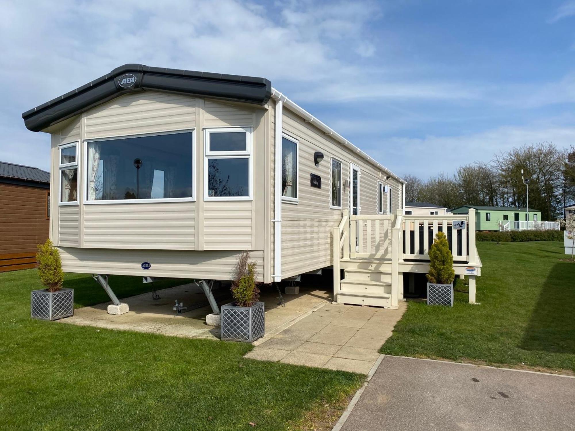 Tattershall Lakes Kingfisher Caravan 8 Berth With Hot Tub & Wifi Екстер'єр фото