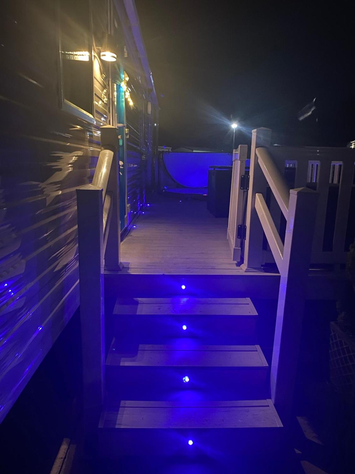 Tattershall Lakes Kingfisher Caravan 8 Berth With Hot Tub & Wifi Екстер'єр фото